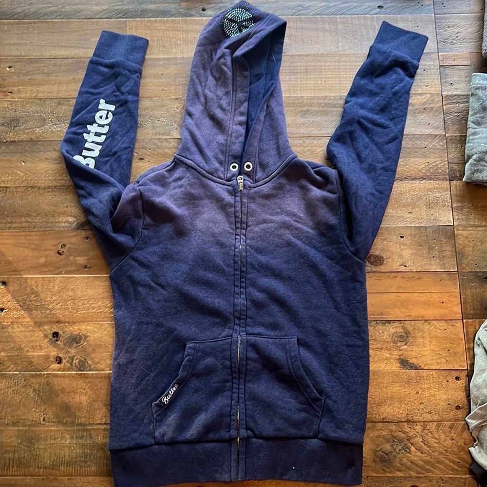 butter hoddie
